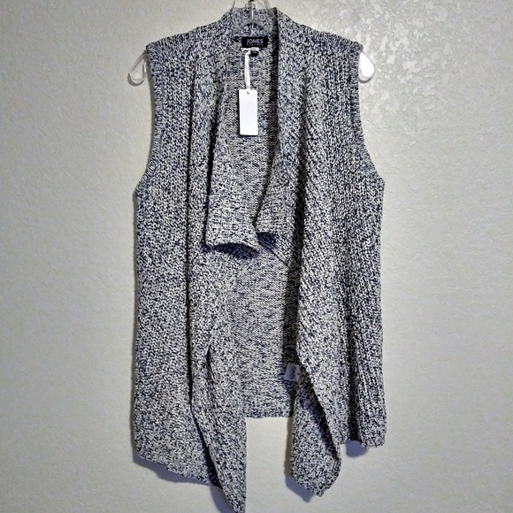 Jones New York Sweaters - Jones New York Sweater Vest sz. Small